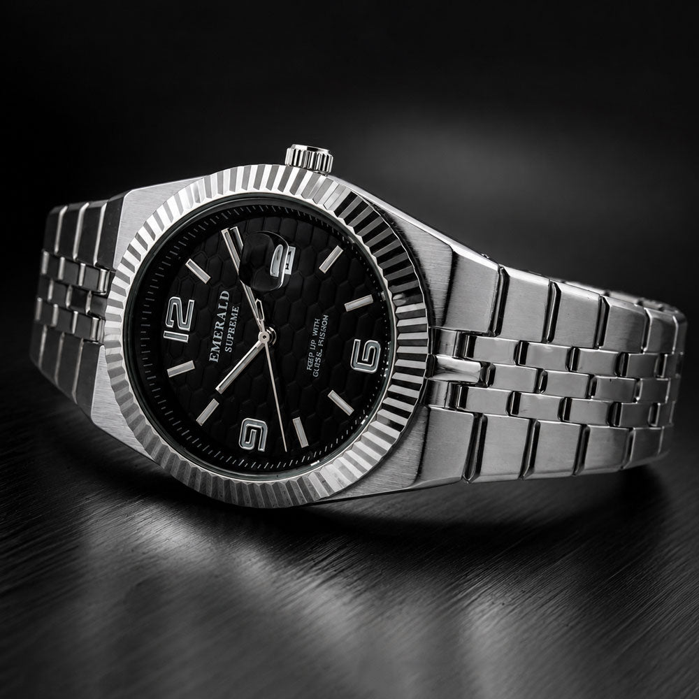 Emerald Land-Dweller ES-4095 Black Dial silver Bracelet Men's Watch