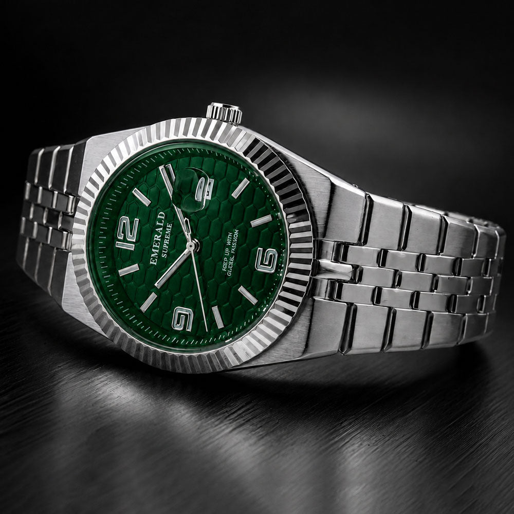 Emerald Land-Dweller ES-4094 Green Dial silver Bracelet Men's Watch