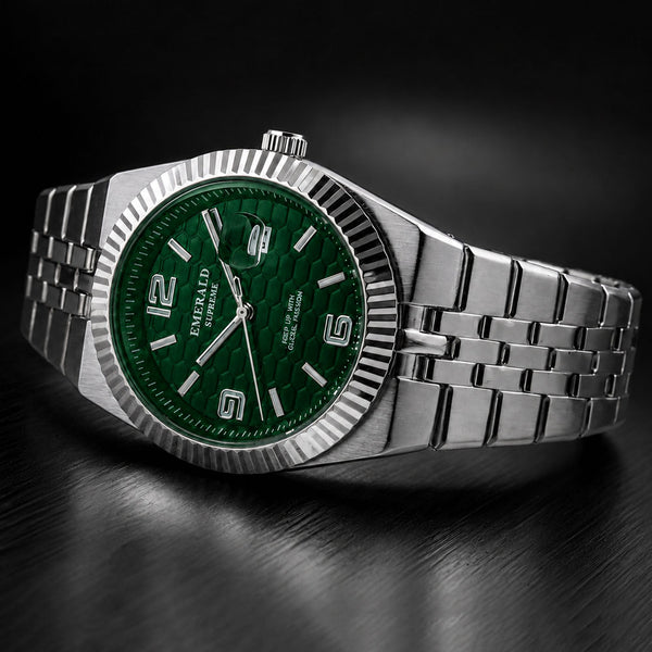 Emerald Land-Dweller ES-4094 Green Dial silver Bracelet Men's Watch